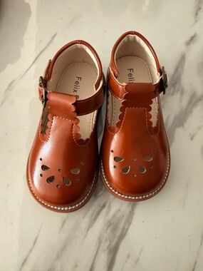 Girls' Brown T-Strap Leather Mary Jane Shoes